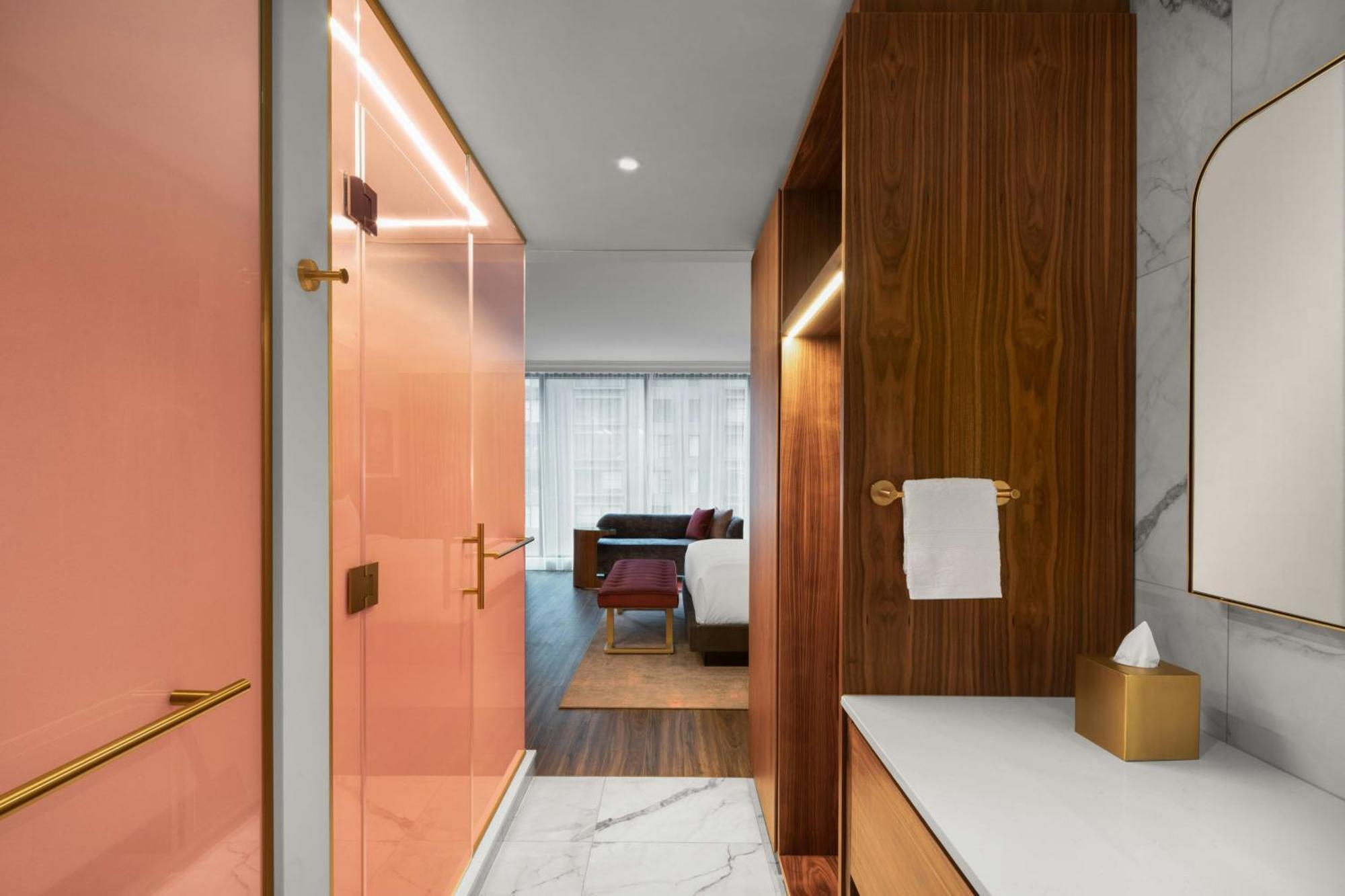 King Suite City View