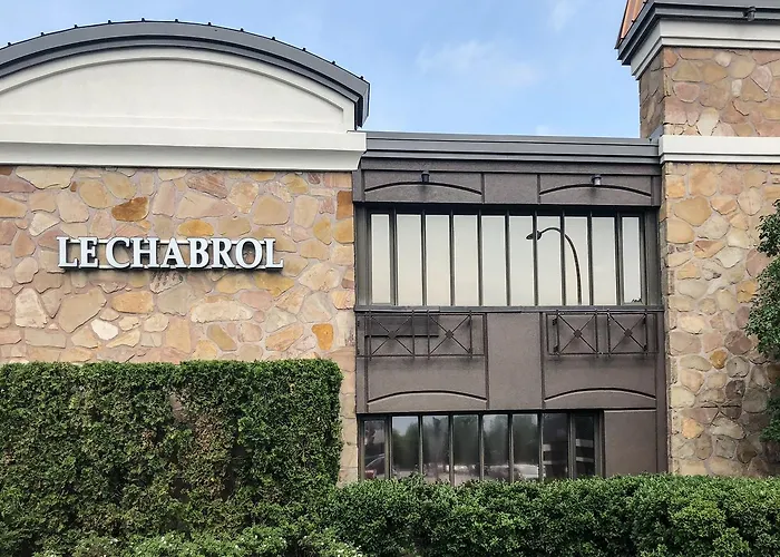 Le Chabrol Hotel&Suites Montreal